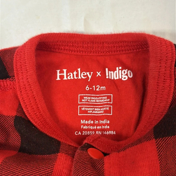 Hatley X Indigo - long sleeve footless sleeper. Size 6-12 months - Picture 2 of 4